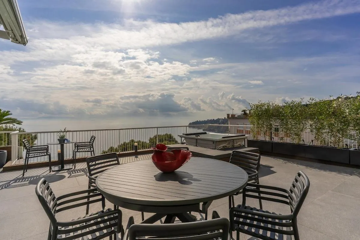 Petrarca Boutique Apartment Naples