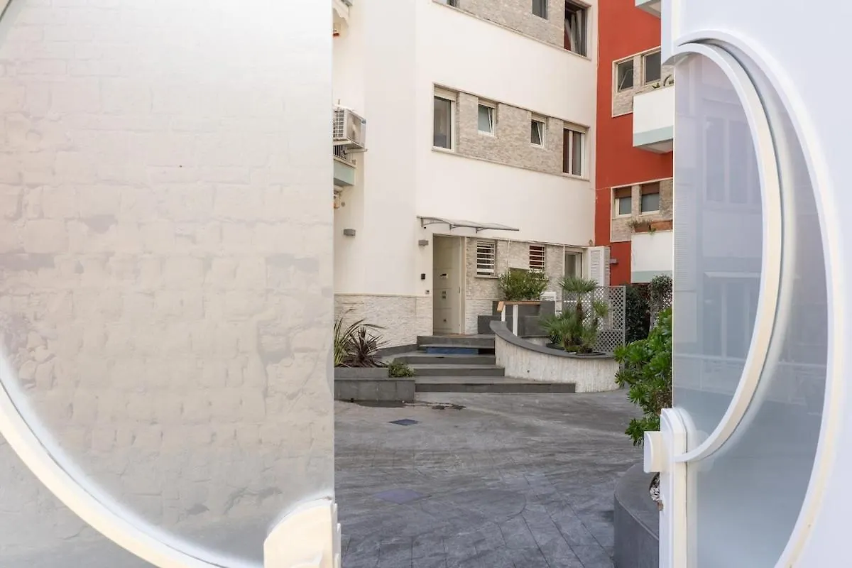 Petrarca Boutique Apartment Νάπολη 0*,  Ιταλία